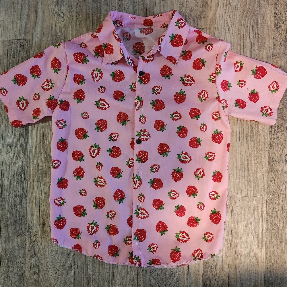 Strawberry short sleeve button down